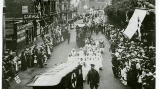 black and white image of Beach Road WWI parade