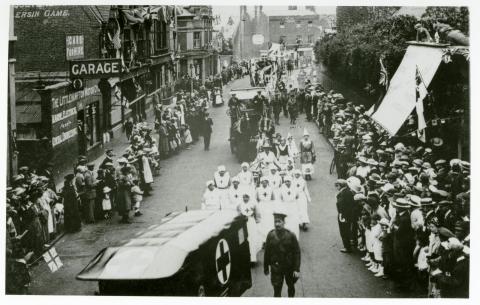 black and white image of Beach Road WWI parade